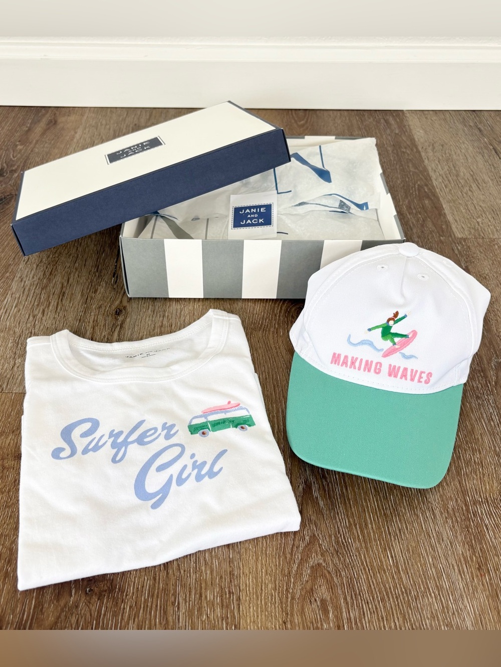 Janie and Jack Matching Surf Girl T-shirt & Cap Set in Gift Box Size: 2T| Beach